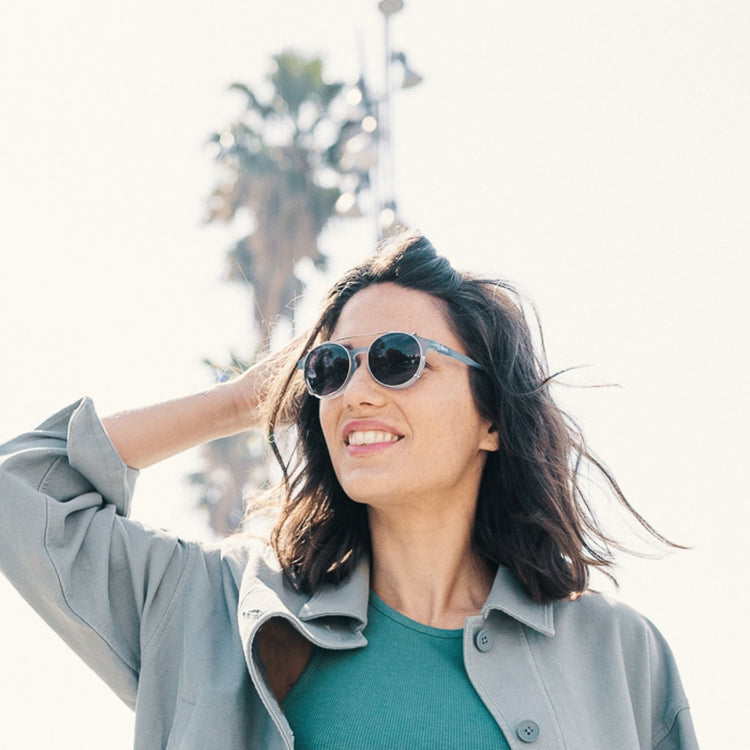 Sola Clip-on Woman Sunglasses